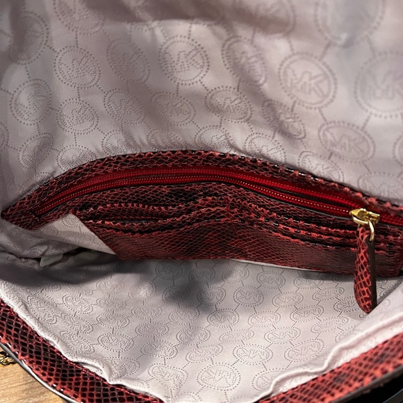Michael Kors Burgundy & Black Snakeskin Embellished Shoulder Strap or Clutch - Picture 7 of 7